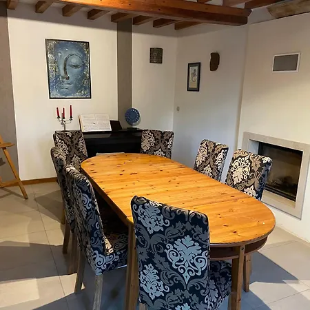 Maison De Bourg Carcagny